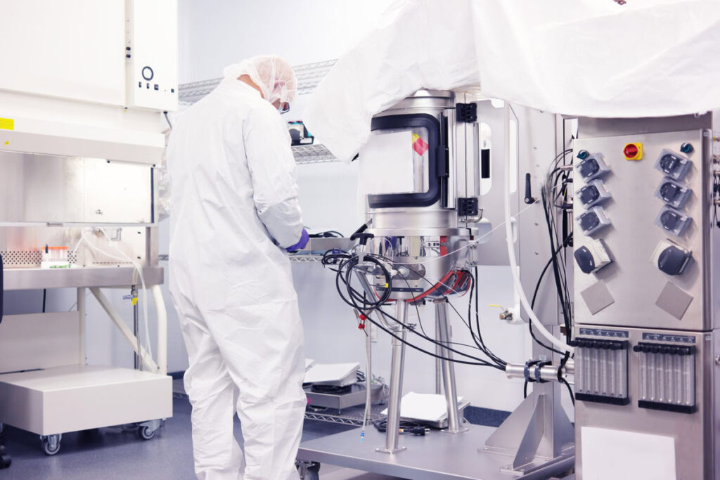 image representing cleanroom medical device manufacturing