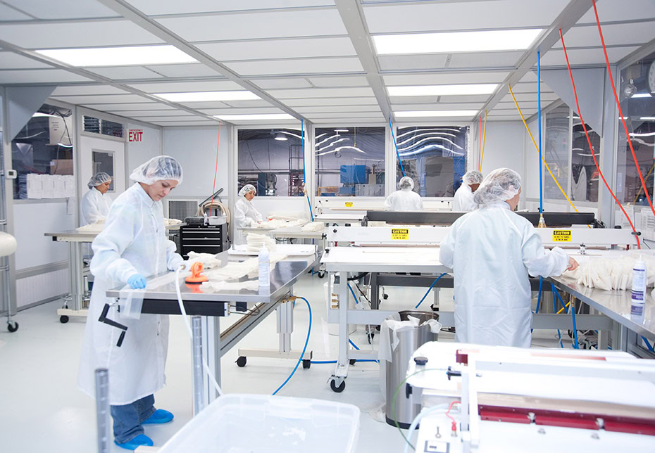 image representing medical device manufacturing cleanroom