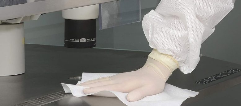 how to use cleanroom wipes
