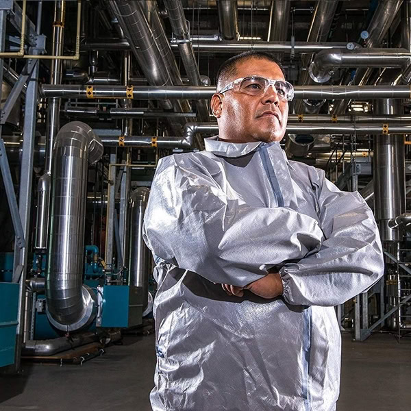 Virus Protection PPE Coveralls For Healthcare Workers